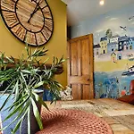 Guest house The Beaches - En-suite 4*