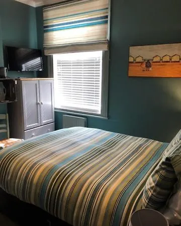 The Beaches En-suite *
