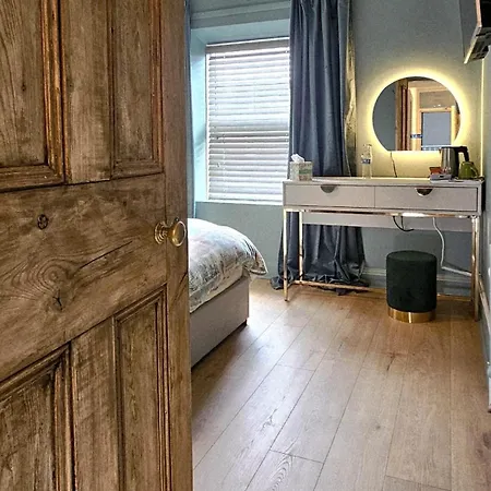 Guest house The Beaches - En-suite 4*