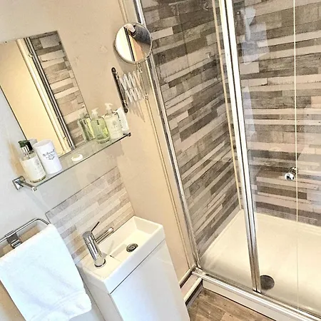 The Beaches - En-suite 4* Redcar